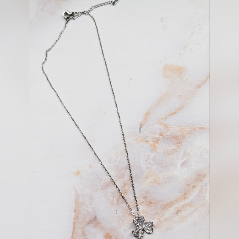 Titanium Silver Lucky Pavé 3-Leaf Clover Necklace Floral Jewelry - Picture 5 of 6